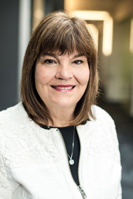 Candice Burns Headshot