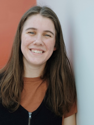 headshot of Lizzie Michalak