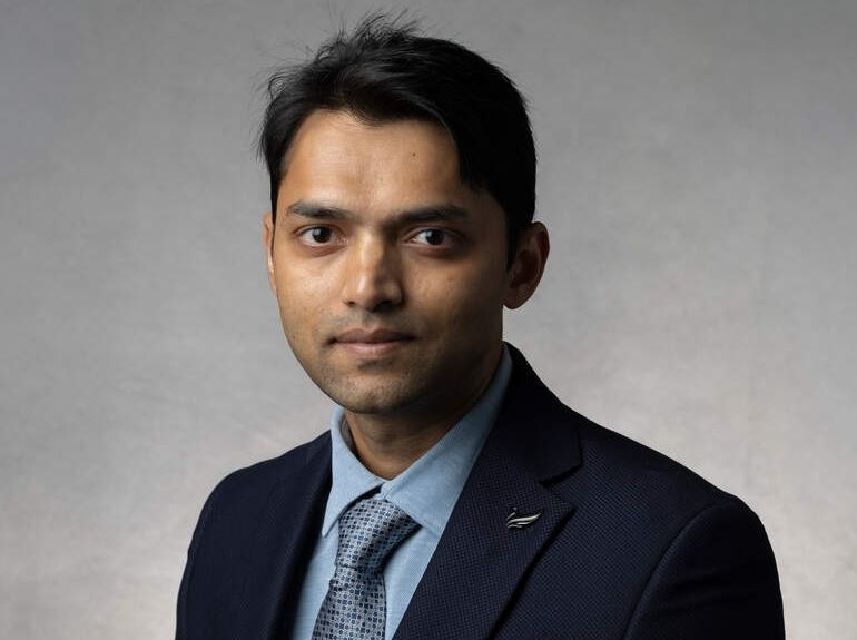 Dr. Amir Hussain