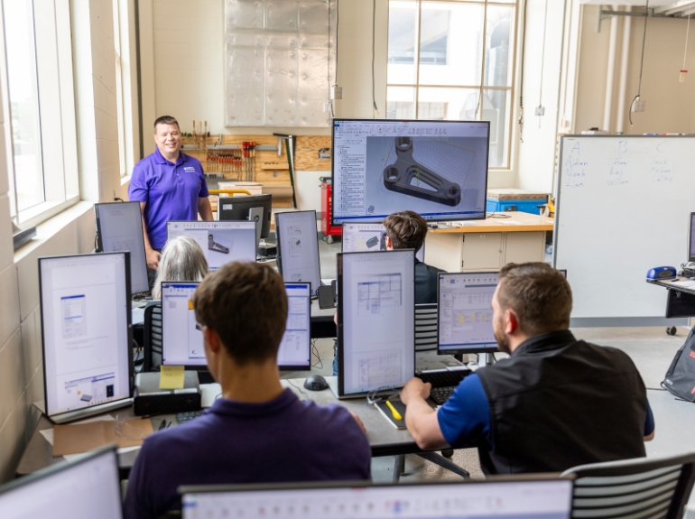 John Wentz teaches at a CNC bootcamp