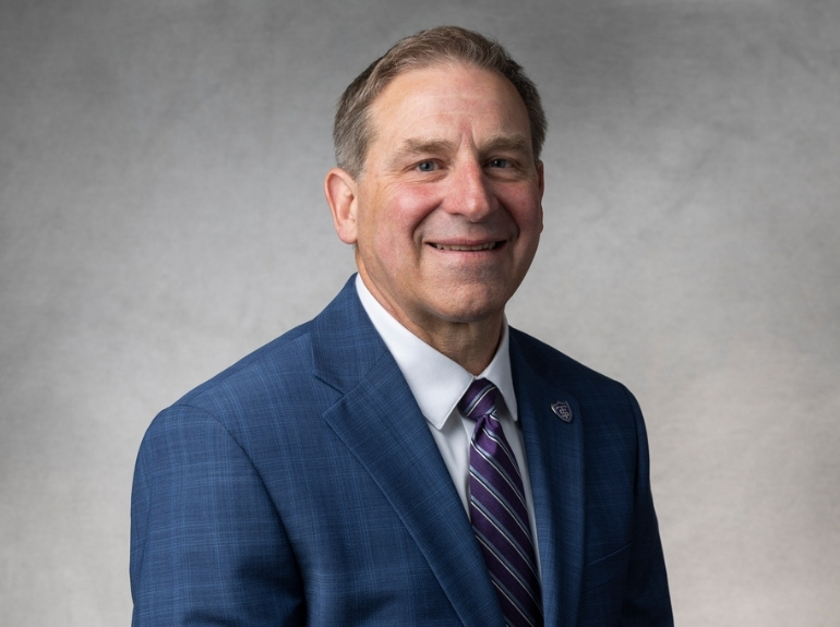 Headshot of Curt Kietzer
