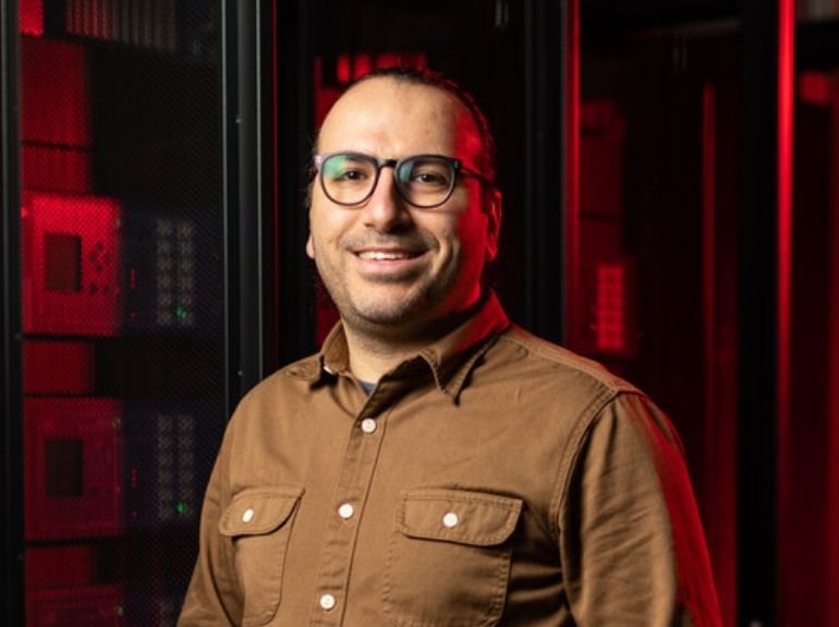 Dr. Mahmoud Kabalan