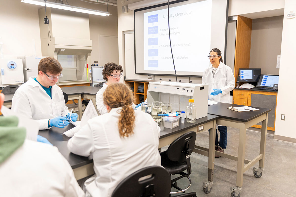Engineering students and faculty engage in hands-on learning and research in the St. Thomas Water Lab.